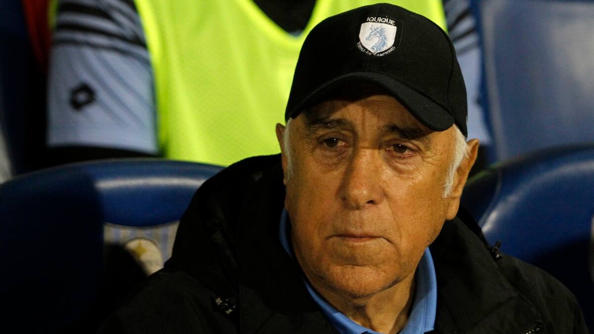 Alerta máxima en el fútbol chileno: Nelson Acosta es internado de urgencia en Rancagua