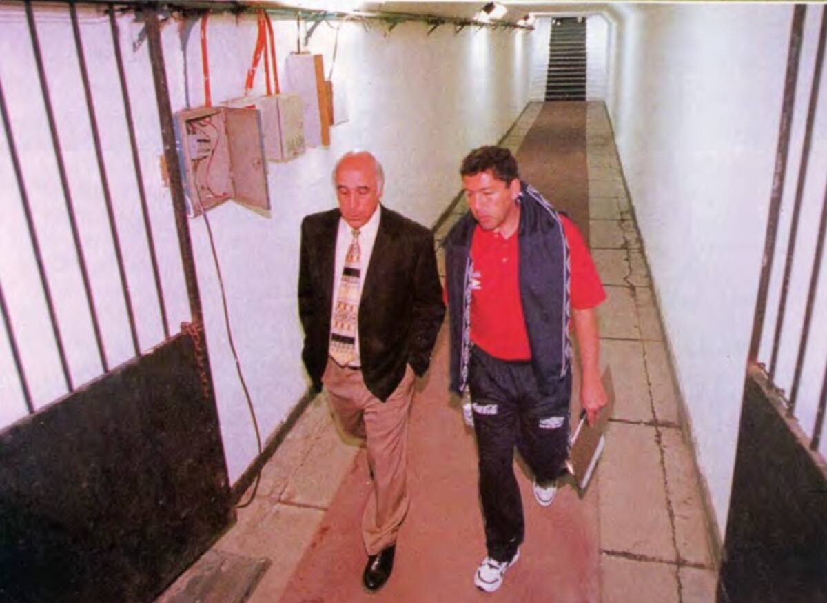 El entrenador de Cobresal le agradecerá por siempre al ex seleccionador por haberlo llevado a la Roja como su ayudante.