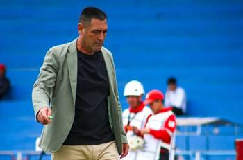 Insólito: Nelson Tapia quiso conocer estadio del fútbol chileno y no lo dejaron entrar