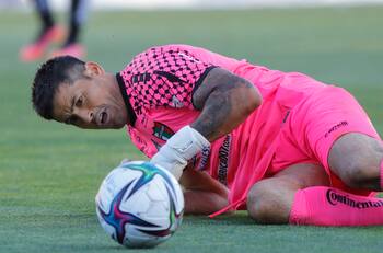 Jugó en Colo Colo, fue mundialista con Chile y ahora está a una firma de San Luis