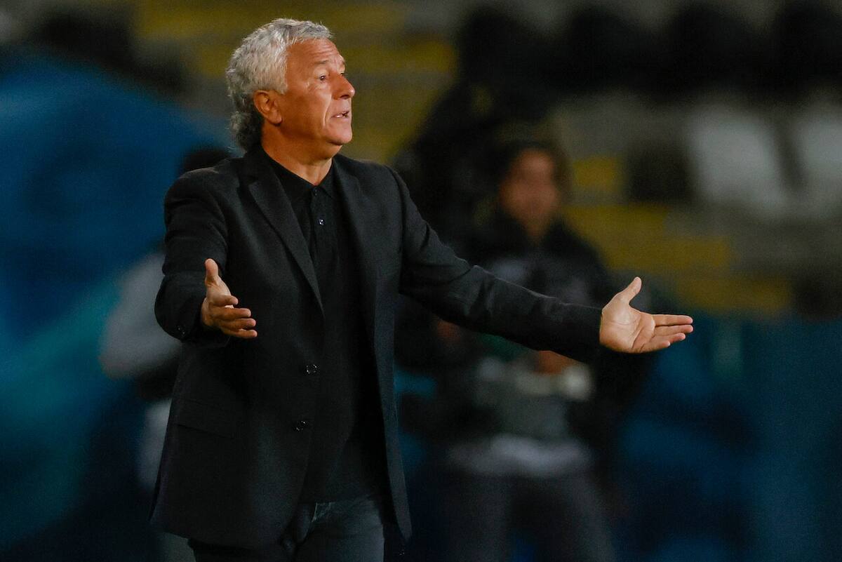 Le abrieron un expediente por burlarse de los hinchas de la U. Foto: Aton.