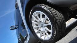 Cómo elegir los neumáticos adecuados para el auto