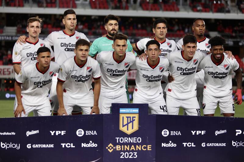 Plantel del último partido de Newell’s Old Boys. Foto: @Newells