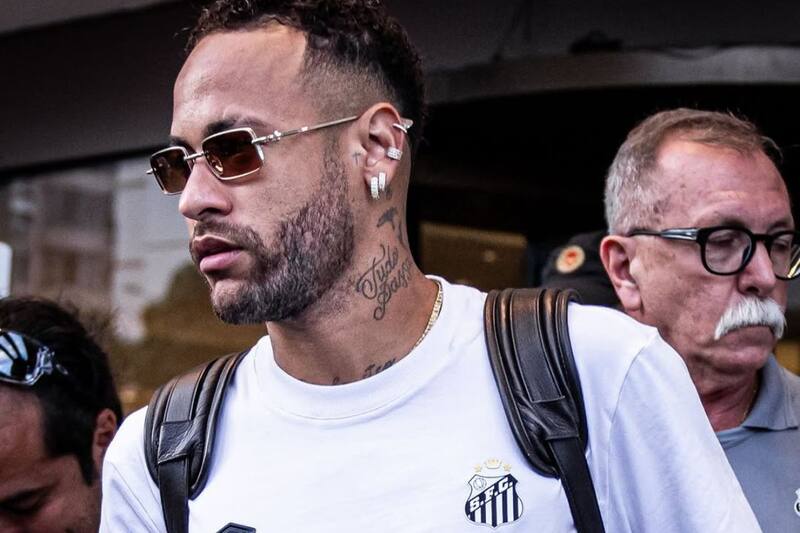 en su llegada al Maracaná, para jugar ante Fluminense. Foto: Instagram.