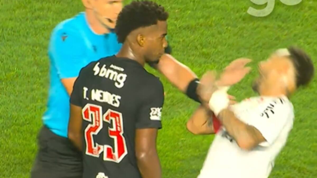 VIDEO | Lo volvió a hacer: la exagerada simulación de Neymar de la que todos hablan en internet