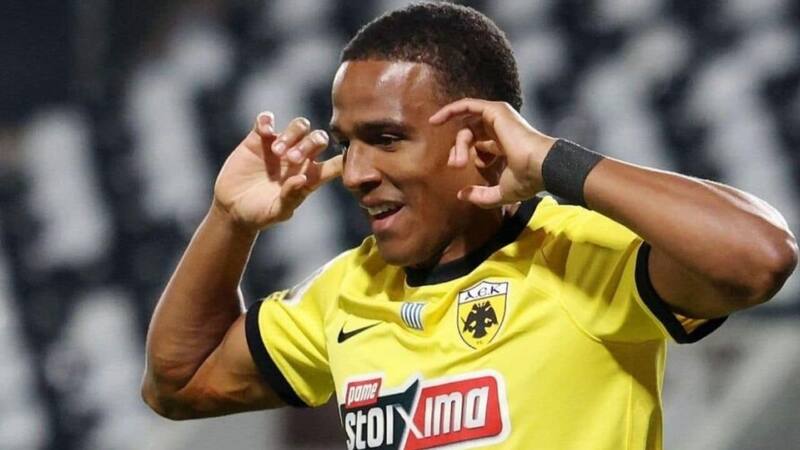 es pretendido por Gremio.