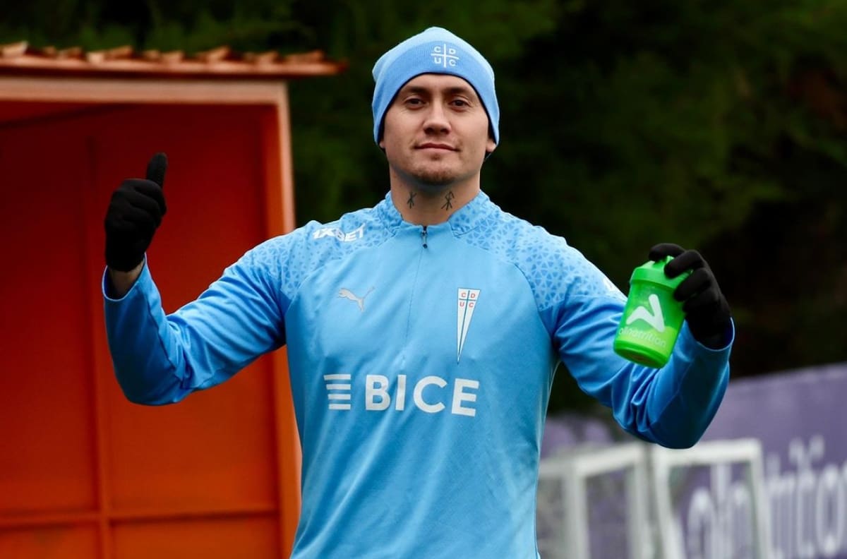 “Pase lo que pase”: El mensaje de apoyo de Nicolás Castillo a la UC antes de enfrentar a Cruzeiro