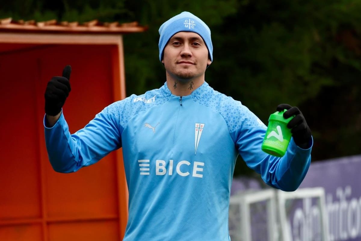 El delantero le mandó su apoyo a la UC para Copa Libertadores.