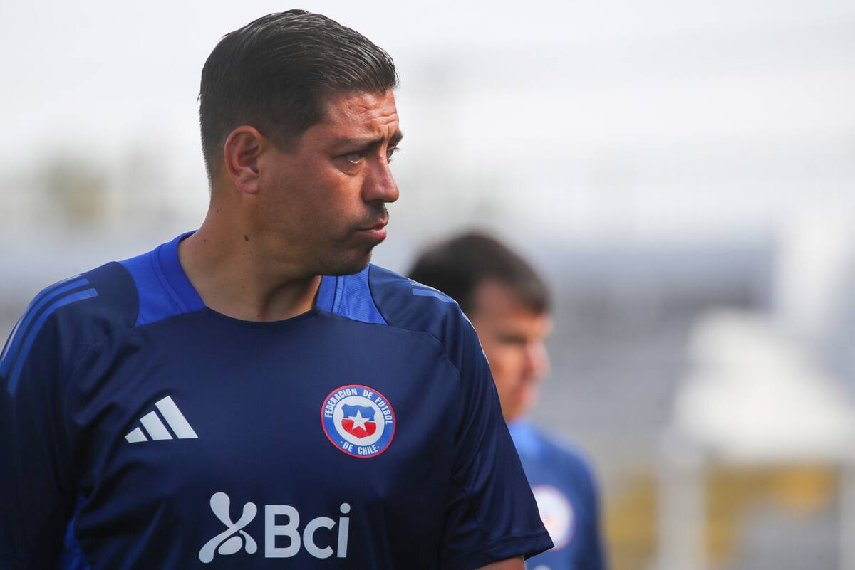 podría sufrir una sensible baja para la doble fecha final de las Eliminatorias Sudamericanas. Foto: ATON.