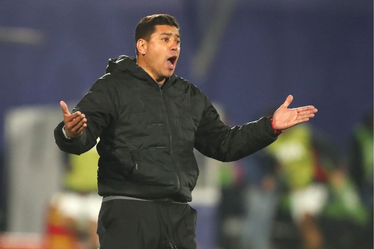 La soberbia fue la tónica en las declaraciones del DT durante el Mundial Sub 20. Foto: Agencia Aton.