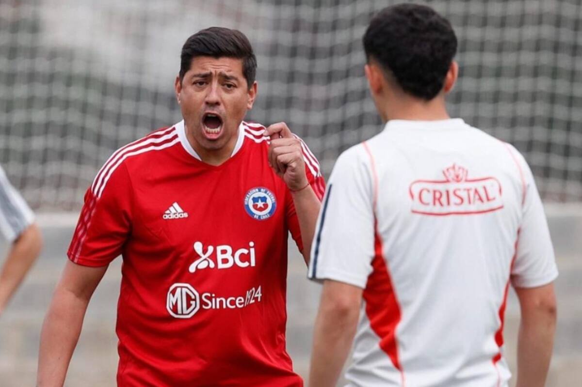 a cargo de las selecciones inferiores de La Roja.