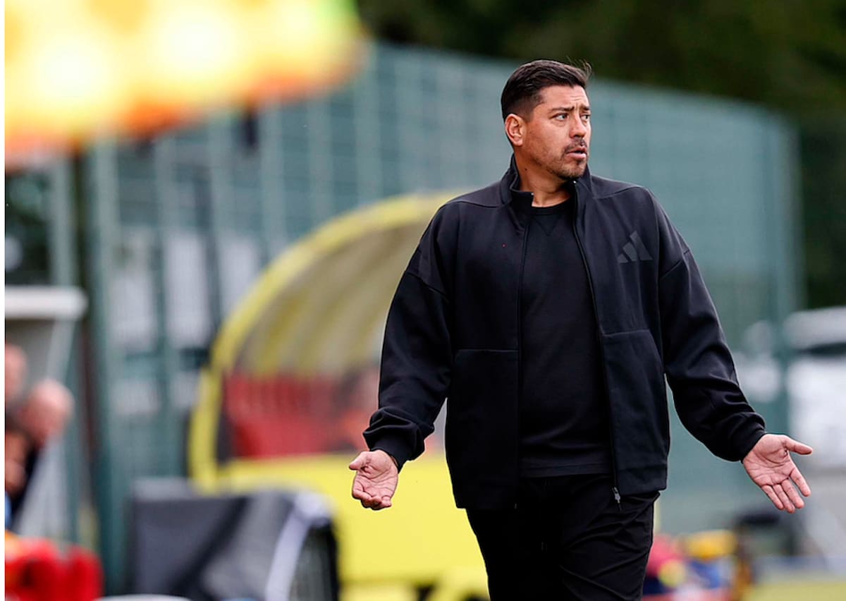 El DT de La Roja defendió su trabajo al mando del seleccionado adulto. Foto: Comunicaciones ANFP.