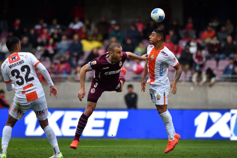 El central argentino habló de cómo el plantel de La Serena enfrenta la lucha por el descenso. Foto: Photosport