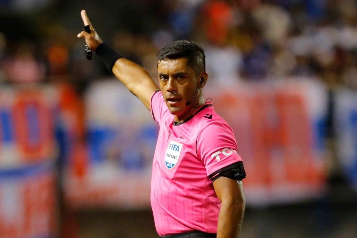 Nicolás Gamboa fue sancionado con ocho fechas sin dirigir (Foto: Aton)