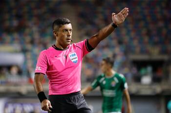 Figura de Audax Italiano se cuadra con el castigado Nicolás Gamboa: “Nos faltan árbitros, hay que darle otra oportunidad”