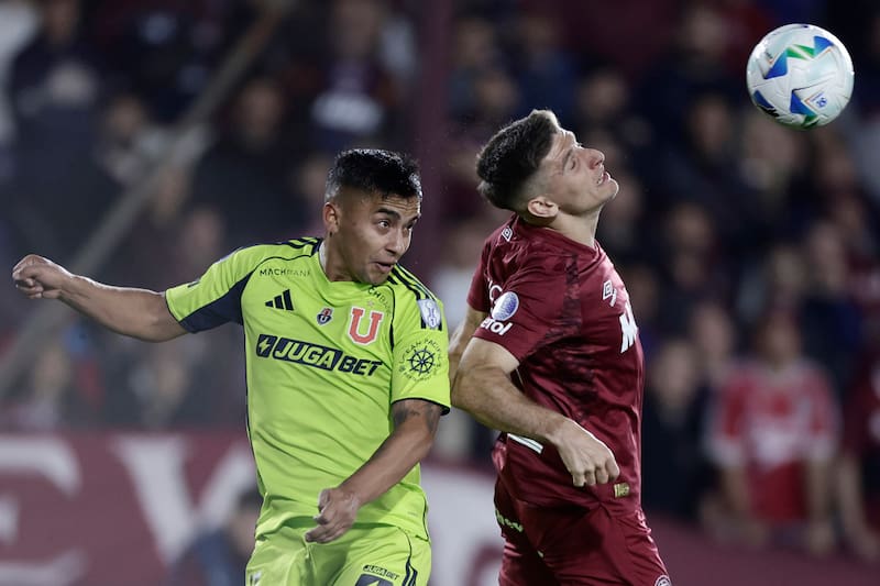 El delantero jugó un bajísimo encuentro en la cancha de Lanús. Foto: Agencia EFE
