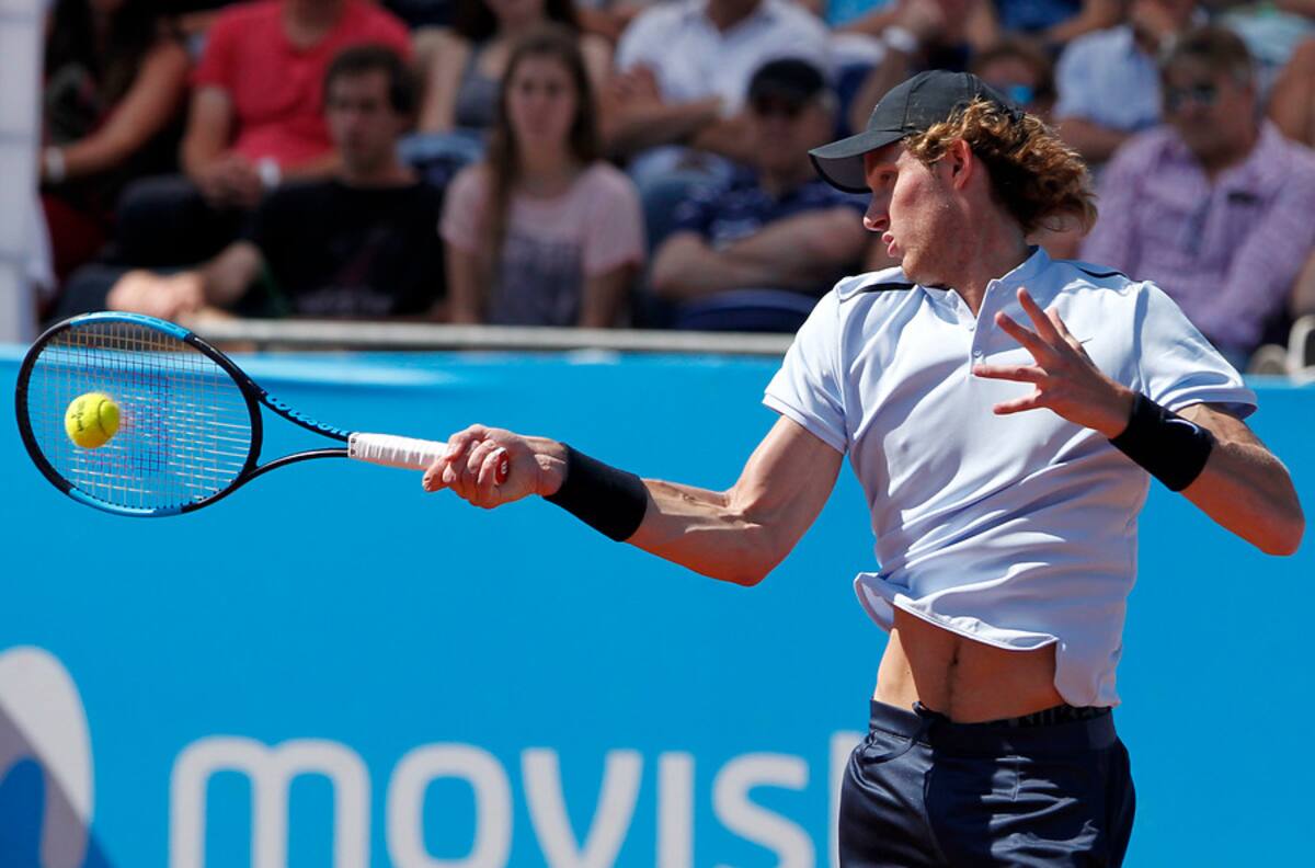 Nicolás Jarry venció a Bagnis y avanzó en el ATP 250 de Quito