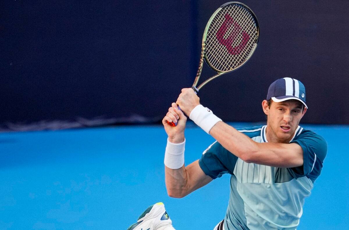 Nicolás Jarry y Alejandro Tabilo cosecharon sendas victorias y mantienen su buen arranque