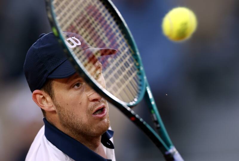 Jarry tuvo debut y despedida en Roland Garros. EFE