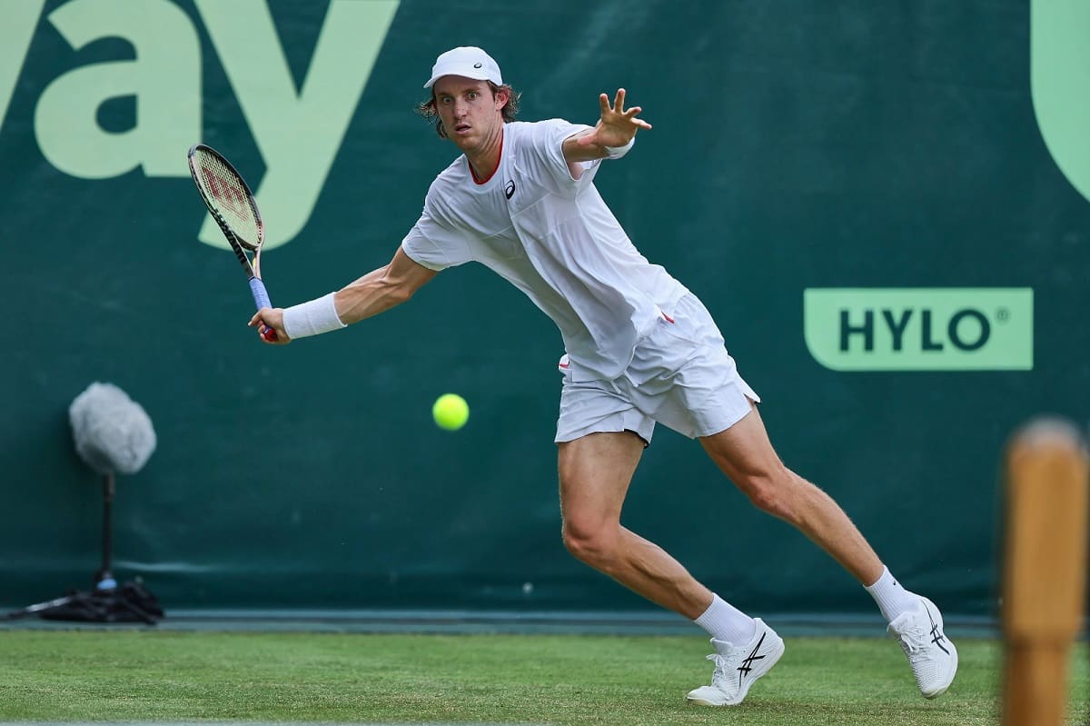 Jarry ya derrotó este año a Tsitsipas en el ATP de Halle.