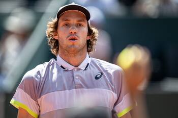 Jarry no pudo con Alexander Zverev y queda fuera del ATP de Halle