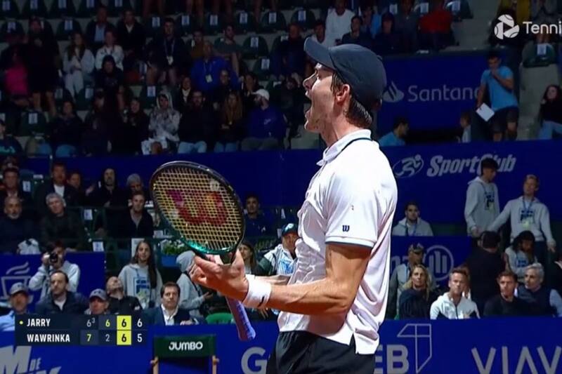 celebrando el punto decisivo contra Stan Wawrinka.