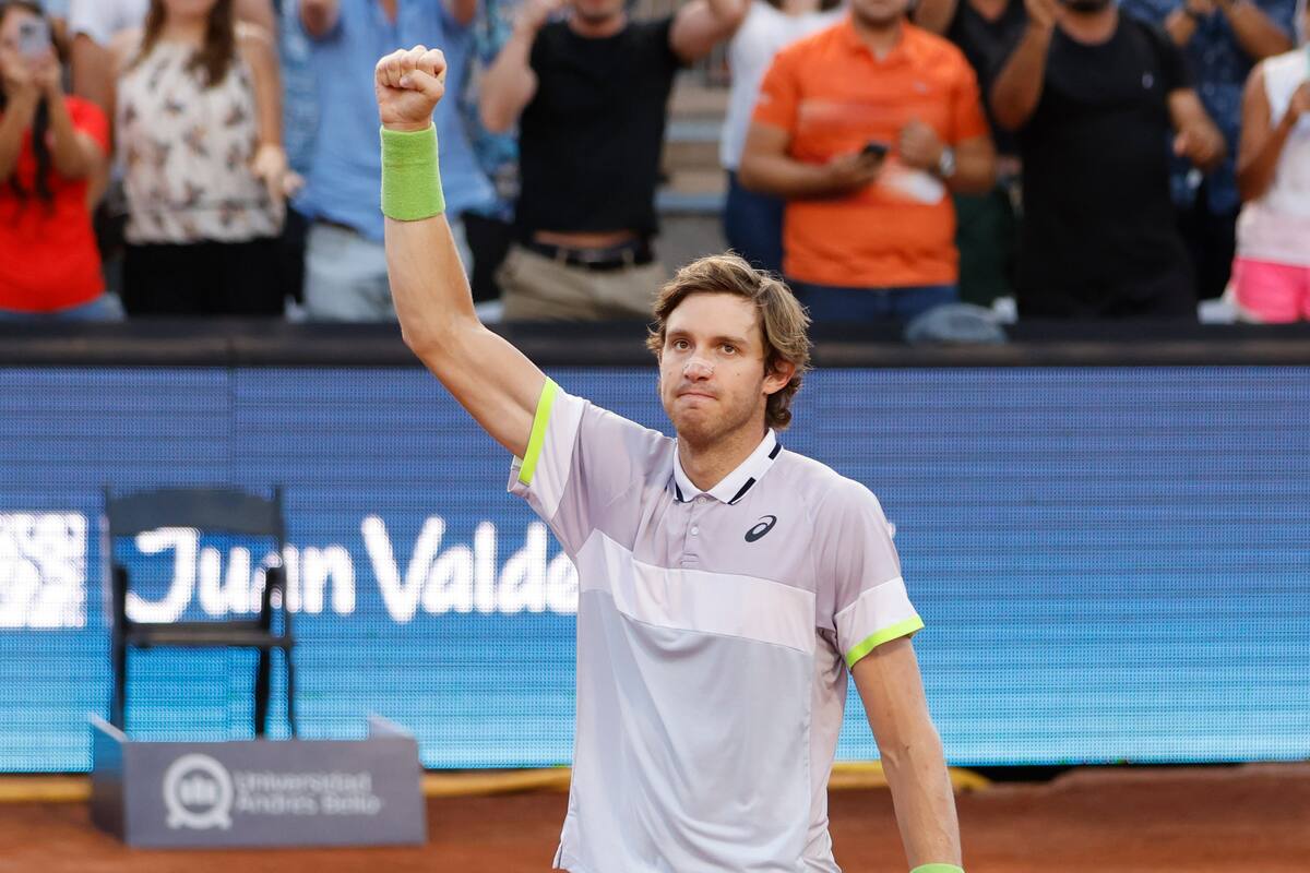 Nicolás Jarry tuvo un exitoso inicio en el ATP 250 de Santiago (Foto: Aton)