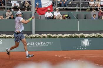 VIDEO | ¡Imparable! Así fue el saque ganador que le dio el título de Ginebra a Nicolás Jarry