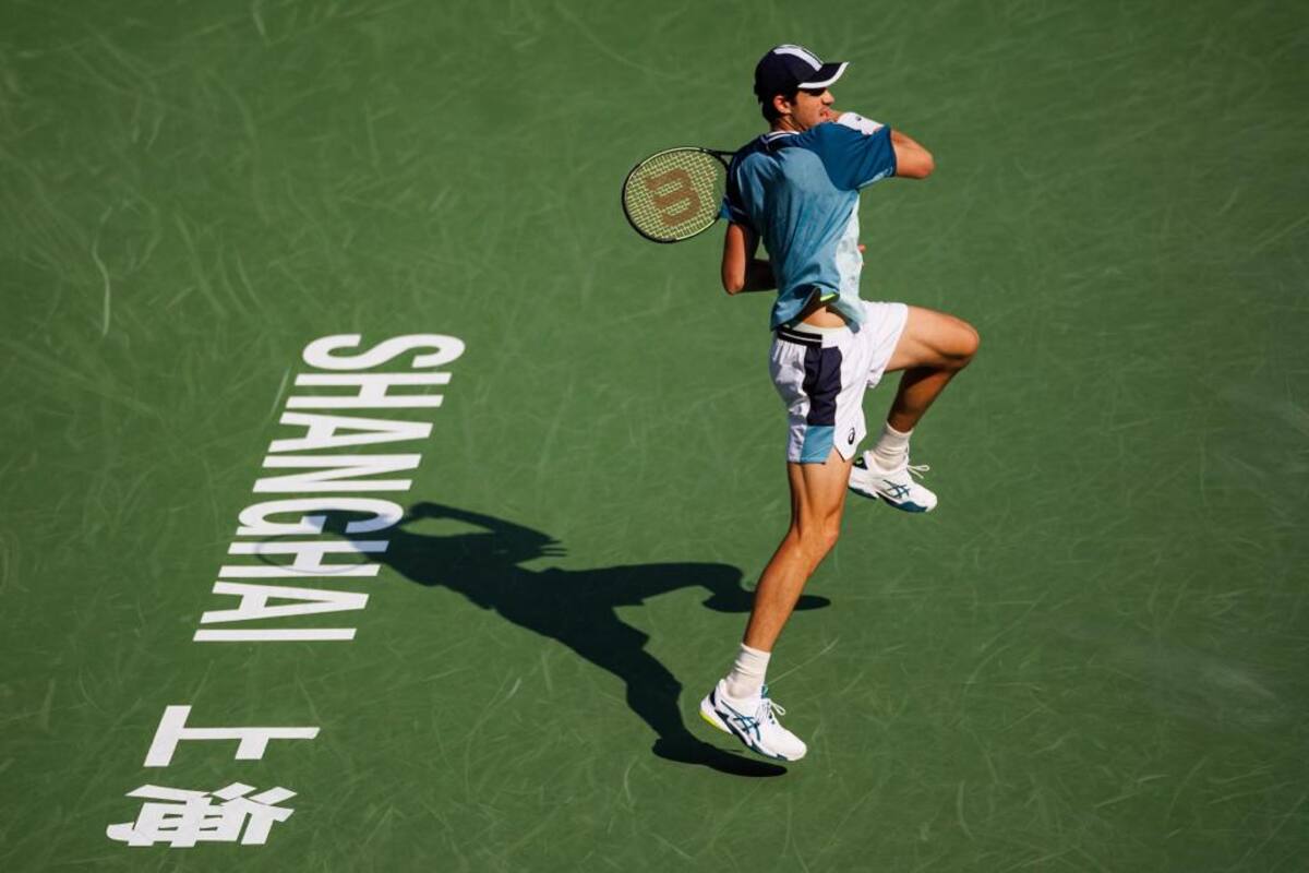 Jarry defiende cuartos de final en el Masters 1000 de Shanghai.