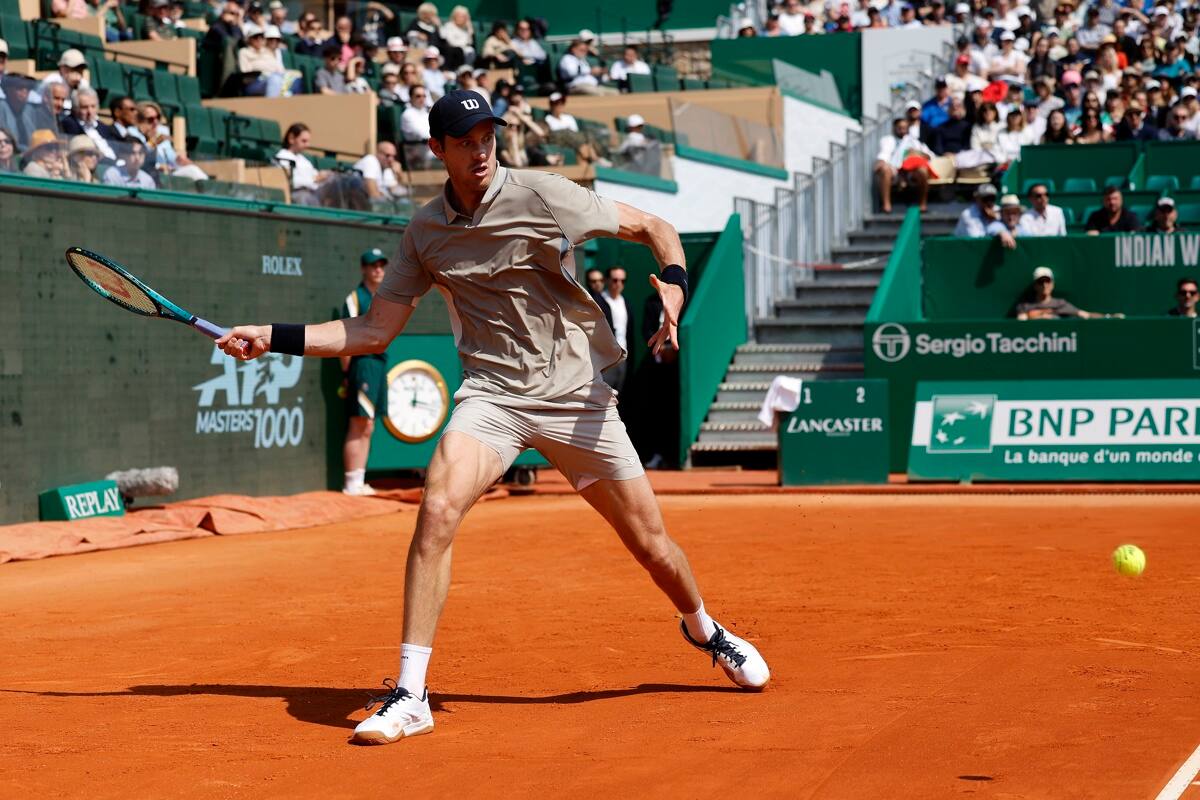 El tenista chileno suma cuatro caídas consecutivas en primera ronda. EFE/EPA/SEBASTIEN NOGIER
