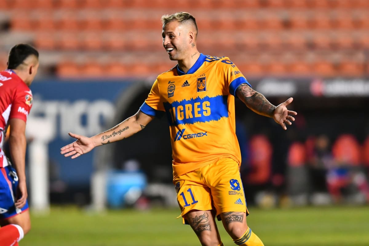 Durante su etapa en Tigres.
