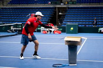 “Hace frío”: Massú adelantó las difíciles condiciones que encontró Chile para Copa Davis