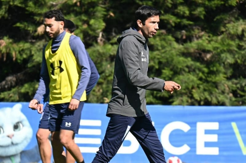 Nicolás Núñez fue compañero de Facundo Imboden en la UC. Foto: Cruzados.