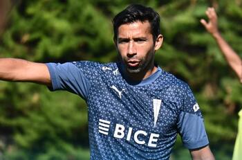 ¿Quién tomaría el fierro caliente? Las cartas que tiene la UC ante la posible salida de Nicolás Núñez