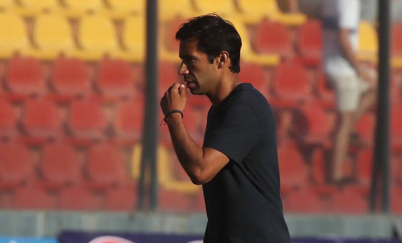 , entrenador de Universidad Católica. Foto: Agencia Aton.