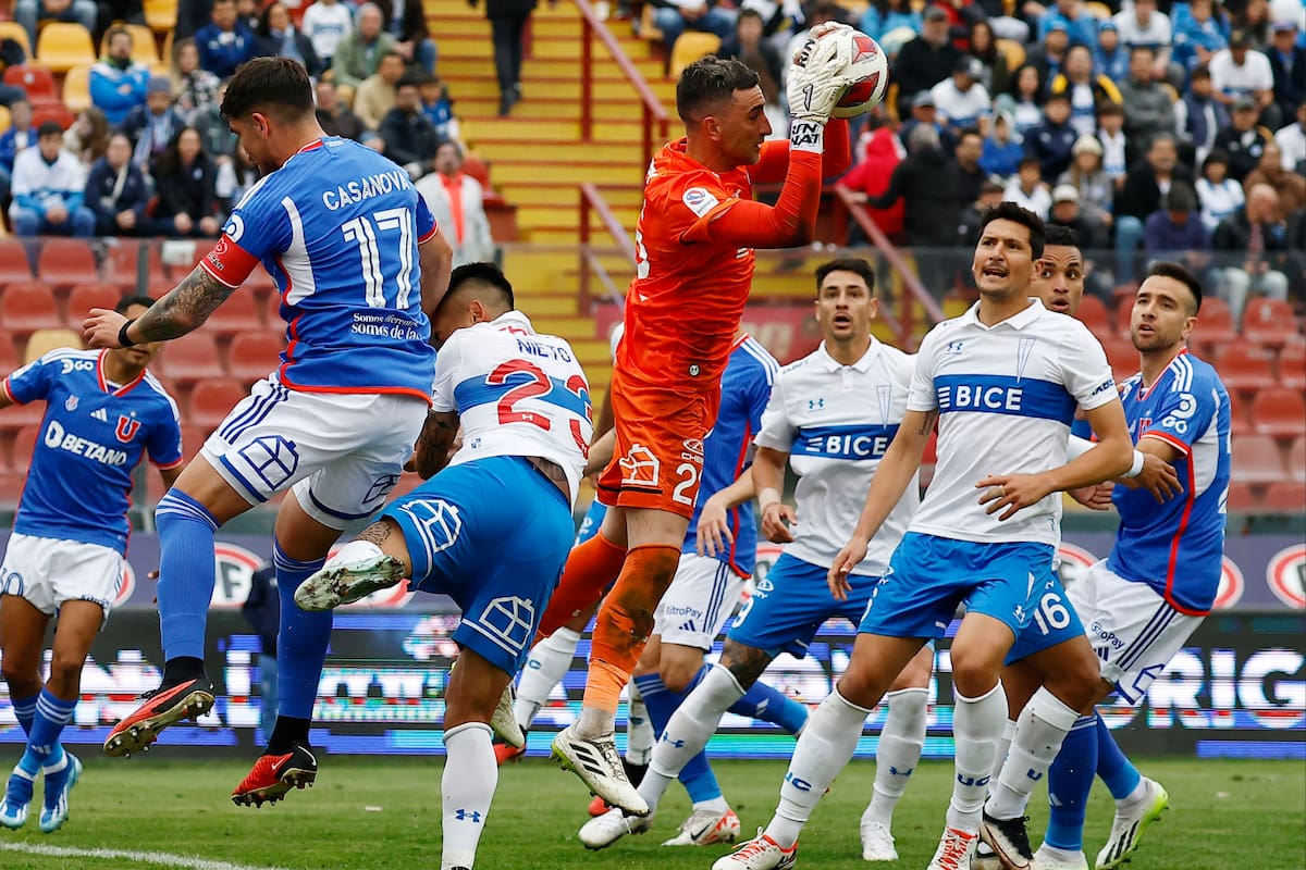 en su paso por la UC. (Foto: Aton)