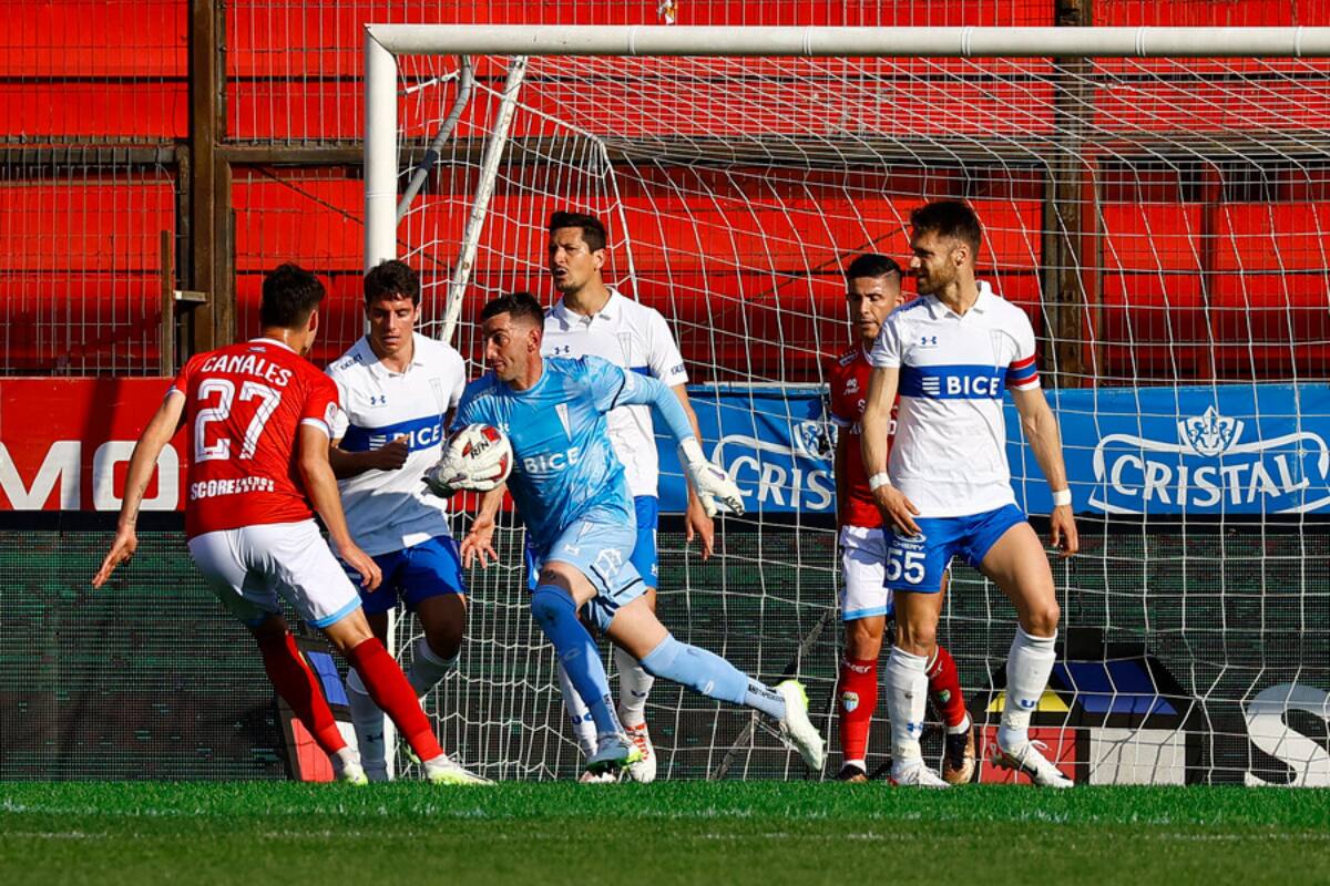 Nicolás Peranic fue la figura de la cancha en Santa Laura (Foto: Aton)