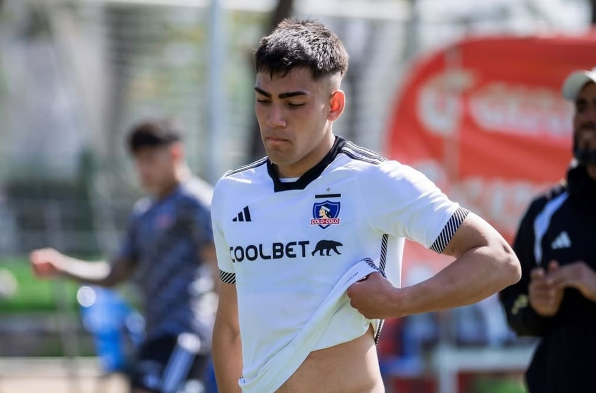 Nicolás Suárez no está en los planes de Fernando Ortiz y abandonará Colo Colo: seguirá en Primera B