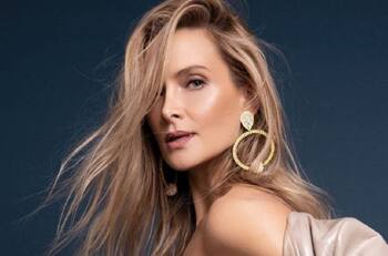 “Si no los tuviera a ellos no sé si seguiría haciendo música”: Nicole y el fundamental apoyo de su familia en el Lollapalooza Chile 2024