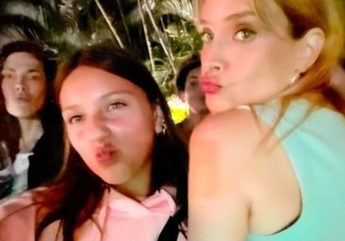 La artista define a su hija como su compañera de viajes. Créditos: Instagram