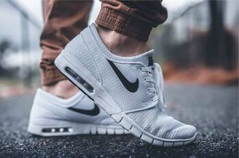 Nike se adelantó al Black Friday: Estas son 10 zapatillas con hasta 55% de descuento