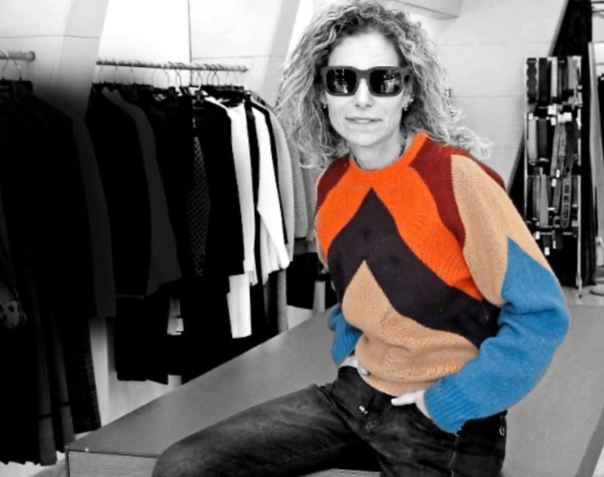 Es una destacada fashion stylist.
