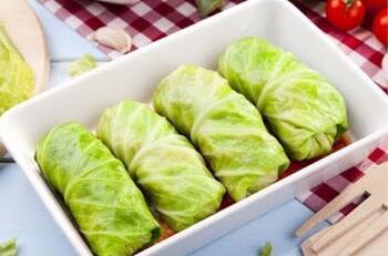 Receta de niños envueltos en hojas de repollo: fácil, rápida y lista en solo minutos