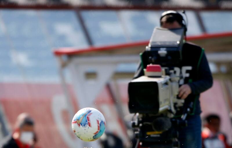 . Mega dará gratis un partido del fútbol chileno. Foto: Agencia Aton/Archivo.