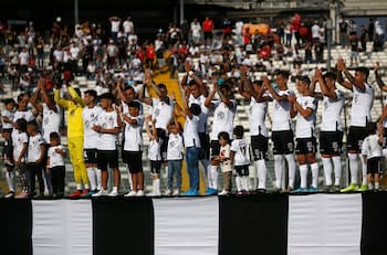 Fecha tentativa y rival por definir: Colo Colo confirma tratativas para el retorno de la Noche Alba en 2026