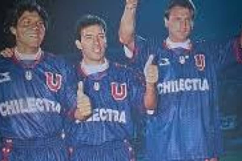 Cuando el Pícaro Fernández llegó a la U en 1996.
