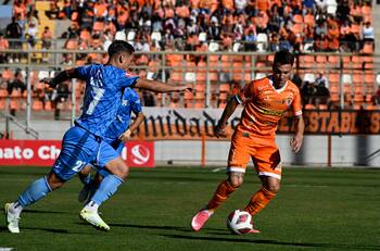 Ya empezamos: una de las “Noches” del fútbol chileno cambiaría de horario por problemas de estadio