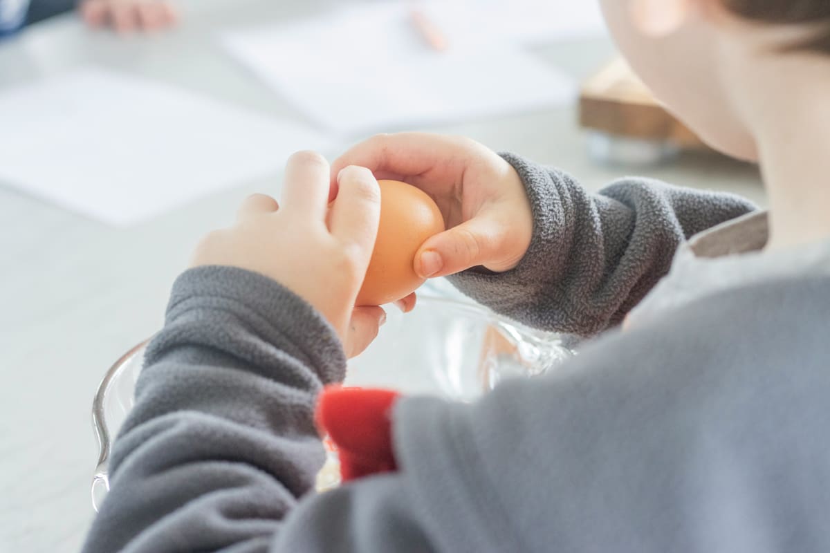 La elección de nombres para bebés es crucial para su desarrollo e identidad.