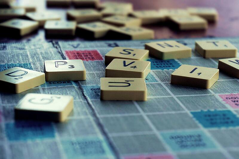 Revisa si tu nombre está en la lista definida por la IA. Créditos: Pexels.