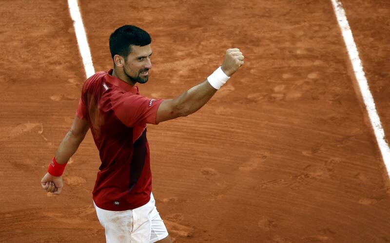 Djokovic sigue con vida en Roland Garros. EFE